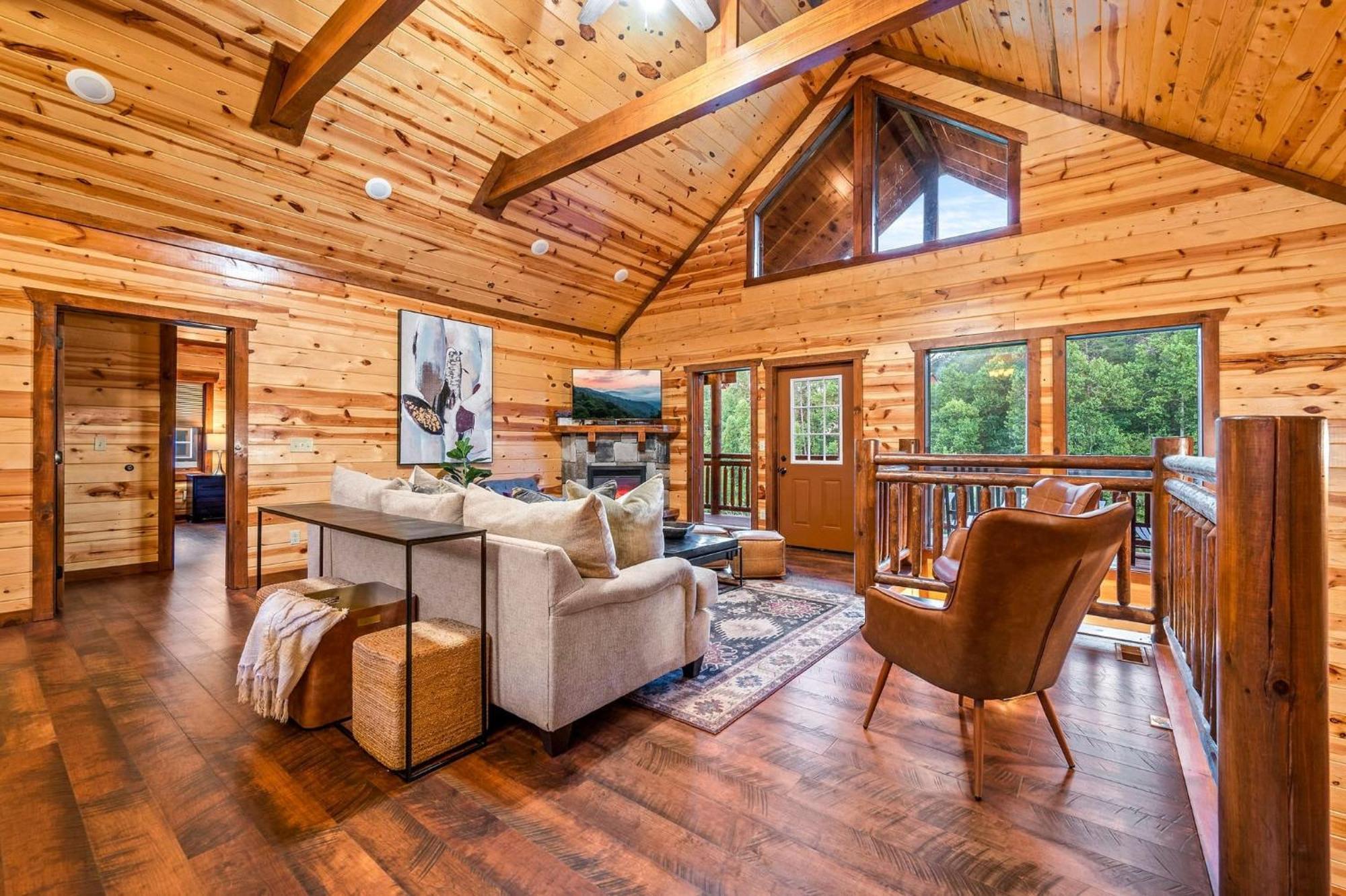 Smokey'S Paradise By Avantstay Sleeps 22 Pool 세비어빌 외부 사진